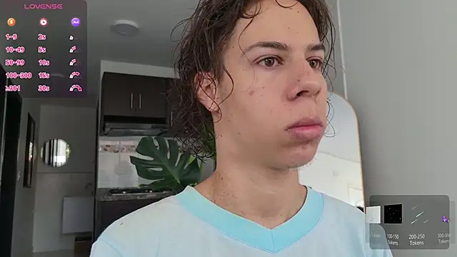 Snapshot of grey___27 chatting on 13, 9, 2025 grey 27 online show from 13, 9, 2025