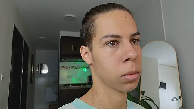 Snapshot of grey___27 chatting on 14, 3, 2025 grey 27 online show from 14, 3, 2025