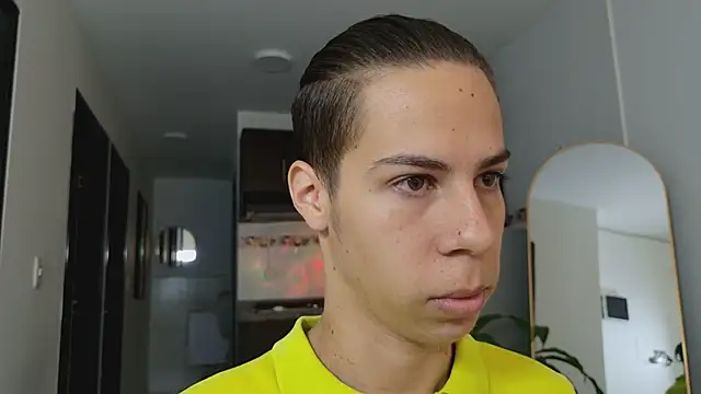 Snapshot of grey___27 chatting on 13, 3, 2025 grey 27 online show from 13, 3, 2025