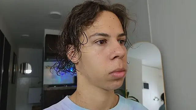 Snapshot of grey___27 chatting on 19, 3, 2025 grey 27 online show from 19, 3, 2025