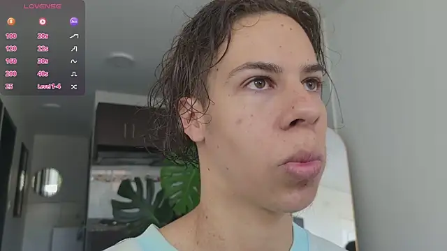 Snapshot of grey___27 chatting on 14, 10, 2025 grey 27 online show from 14, 10, 2025