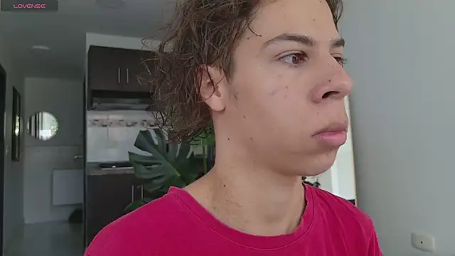 Snapshot of grey___27 chatting on 20, 11, 2025 grey 27 online show from 20, 11, 2025