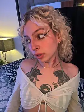 Bonnie vega online show from 20, 9, 2025