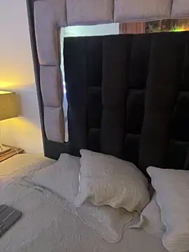 Bonnie vega online show from 10, 9, 2025