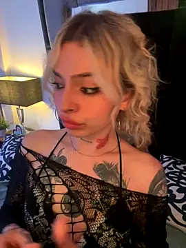 Bonnie vega online show from 19, 10, 2025