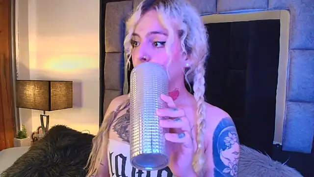 Bonnie vega online show from 19, 3, 2025