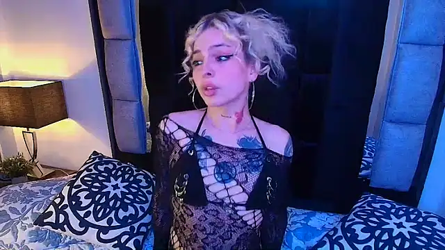 Bonnie vega online show from 18, 9, 2025