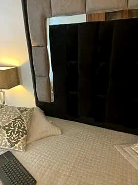 Bonnie vega online show from 25, 11, 2025