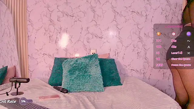 Juliana rodriguez  online show from 29, 10, 2025