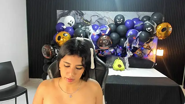 Ivy 16 online show from 22, 10, 2025