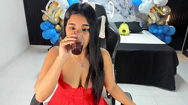 Ivy 16 online show from 9, 10, 2025