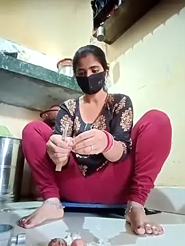 Mamta Chaterjee online show from 9, 10, 2025