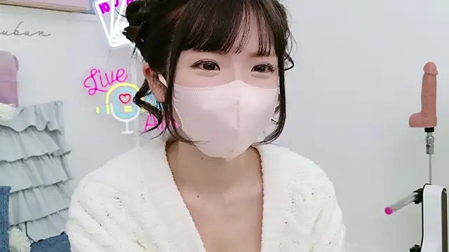 -minami- online show from 23, 2, 2025