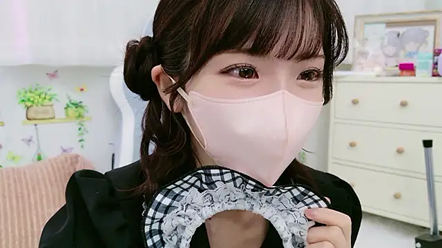 -minami- online show from 5, 10, 2025