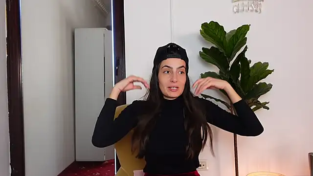 NinaCrystal1 online show from 15, 12, 2025