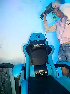 teffycute  online show from 6, 3, 2025