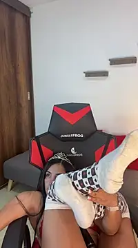 alexa joonesofficial online show from 15, 2, 2025