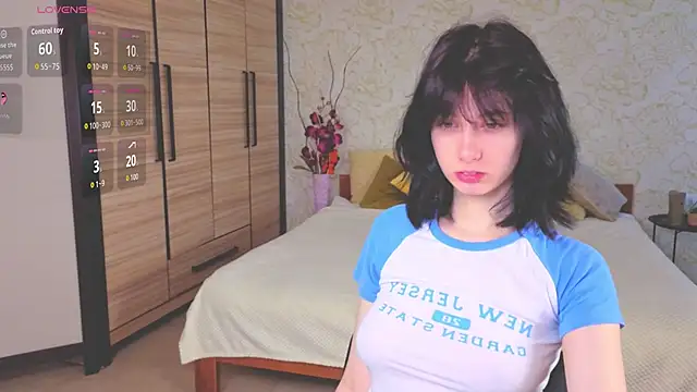 JulisSweet online show from 5, 10, 2025