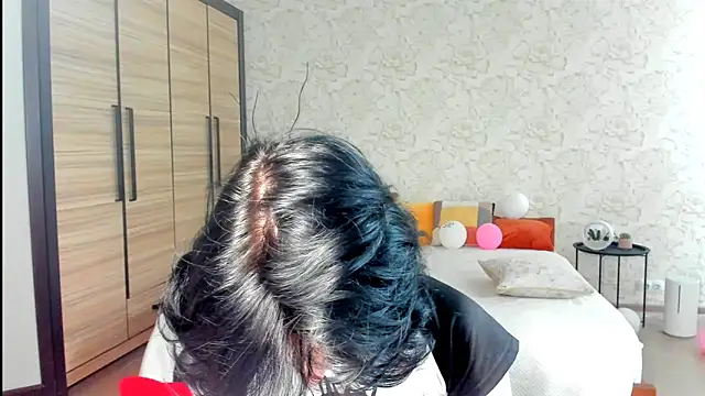 JulisSweet online show from 15, 3, 2025