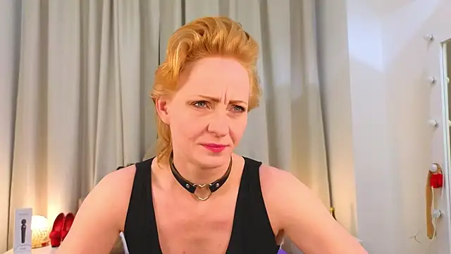 SquirtyAlisa online show from 22, 3, 2025