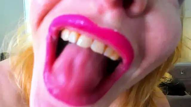 SquirtyAlisa online show from 8, 9, 2025