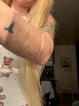 Vladamais online show from 1, 10, 2025