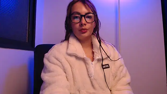 lalawhitte online show from 28, 4, 2026