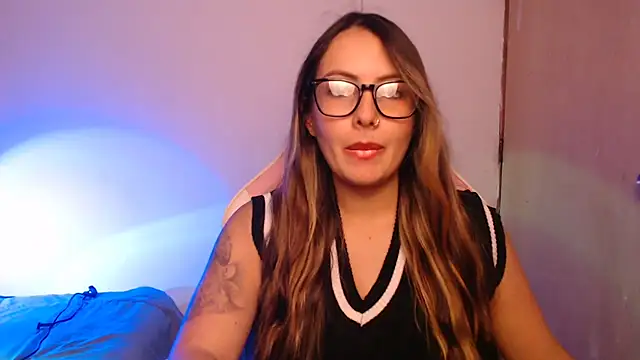 lalawhitte online show from 6, 11, 2025