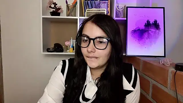 lalawhitte online show from 19, 5, 2026