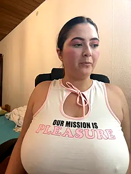 Kamilla Loop online show from 21, 10, 2025