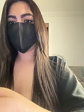 Hot-Sarah-arab online show from 10, 3, 2026