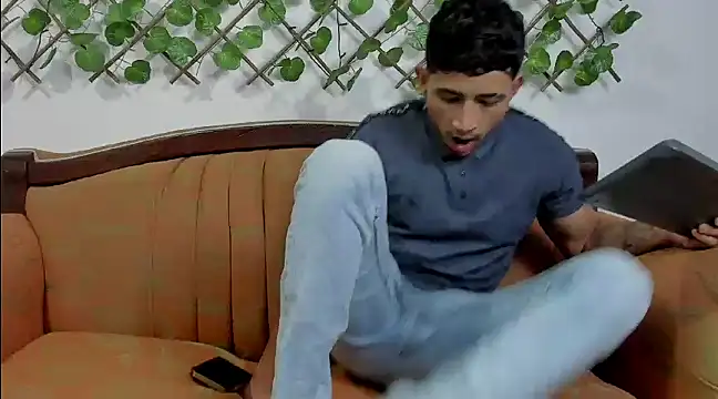 Snapshot of nicky_vances chatting on 11, 12, 2024 nicky vances online show from 11, 12, 2024