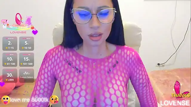 kissnicol32 online show from 23, 11, 2025