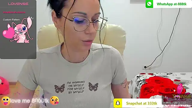 kissnicol32 online show from 20, 2, 2025