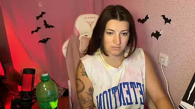 Katrin  kiss online show from 1, 11, 2025