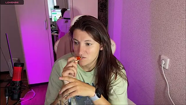 Katrin  kiss online show from 17, 9, 2025