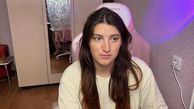 Snapshot of Katrin__kiss chatting on 16, 7, 2026 Katrin kiss online show from 16, 7, 2026