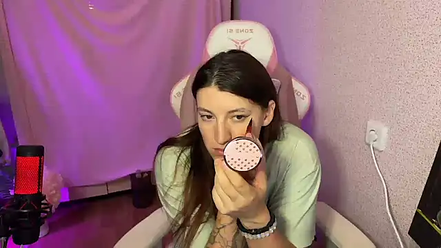 Katrin  kiss online show from 14, 11, 2025