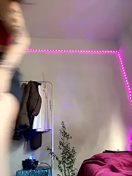 melisabunnny online show from 3, 11, 2025