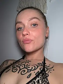 Snapshot of Goldloeckchen159 chatting on 7, 7, 2026 Goldloeckchen159 online show from 7, 7, 2026