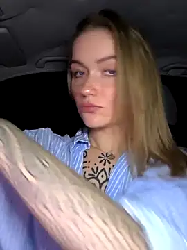 Goldloeckchen159 online show from 2, 12, 2025