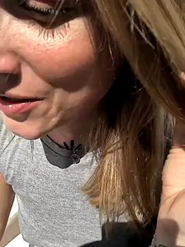 Goldloeckchen159 online show from 15, 11, 2025