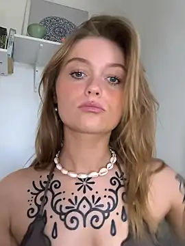 Goldloeckchen159 online show from 14, 9, 2025