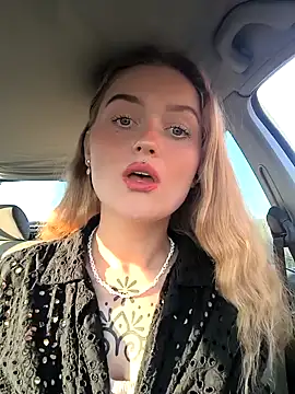 Goldloeckchen159 online show from 10, 2, 2025