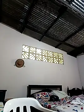 Snapshot of walwan85 chatting on 28, 3, 2026 walwan85 online show from 28, 3, 2026