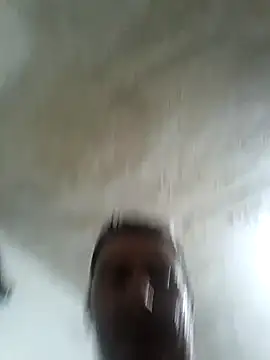 Snapshot of walwan85 chatting on 19, 12, 2025 walwan85 online show from 19, 12, 2025