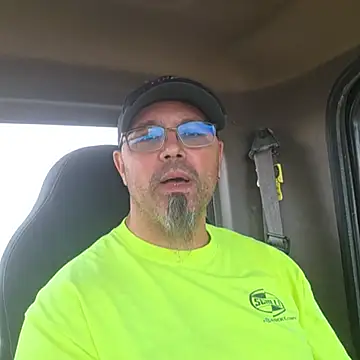 KrazyLegz online show from 18, 10, 2025