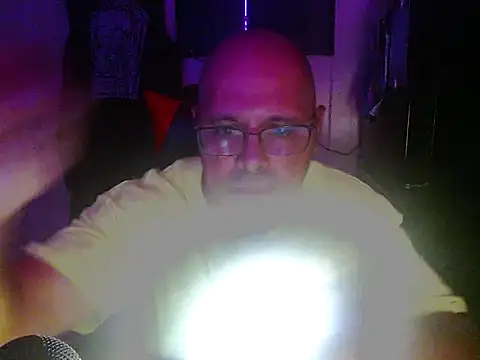 KrazyLegz online show from 10, 9, 2025