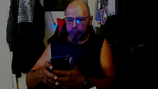 KrazyLegz online show from 1, 10, 2025