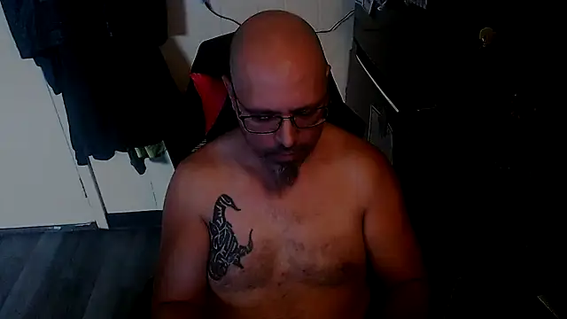 KrazyLegz online show from 19, 10, 2025